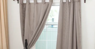 How to Clean Curtains Without Washing